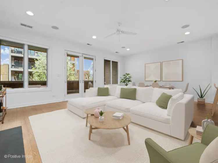 West Town 3 Bed 2 Bath Turnkey Home with Parking and Outdoor Space