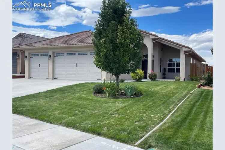 House For Sale , 801, Aspencrest Drive, Pueblo, Colorado