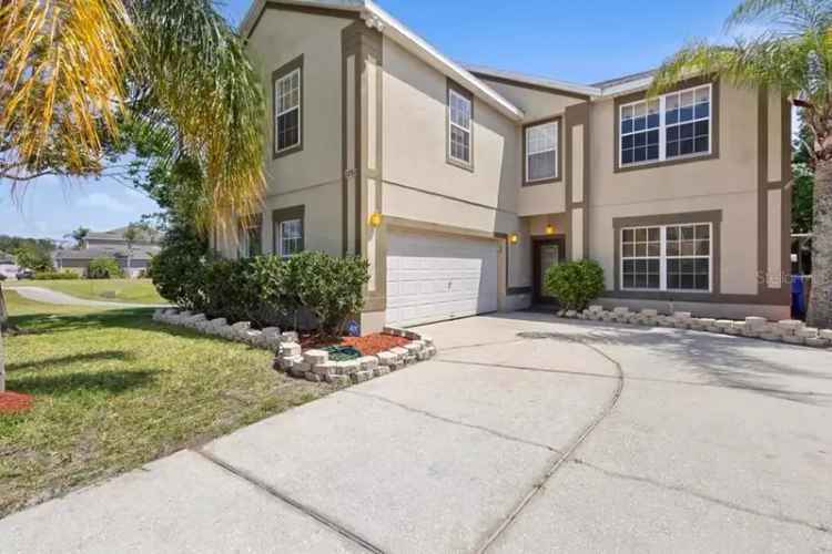 Spacious 5-Bedroom Pool Home Near Disney World