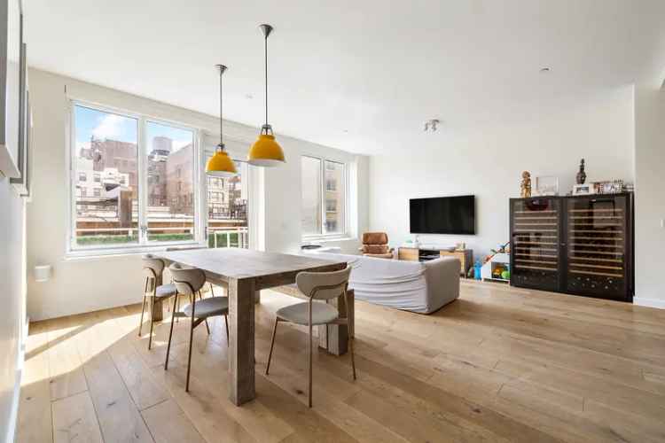 House For Sale , 50, West 15th Street, New York, New York