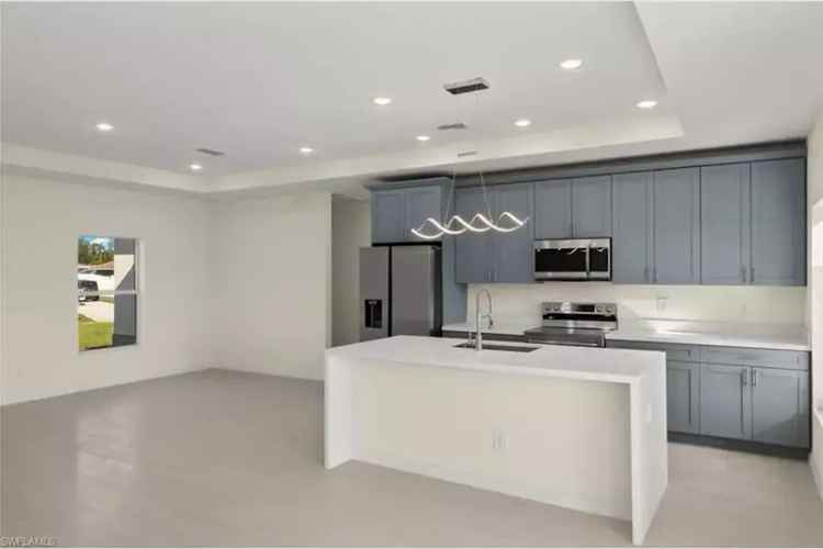 House For Sale , 3211, 8th Street West, Lehigh Acres, Florida