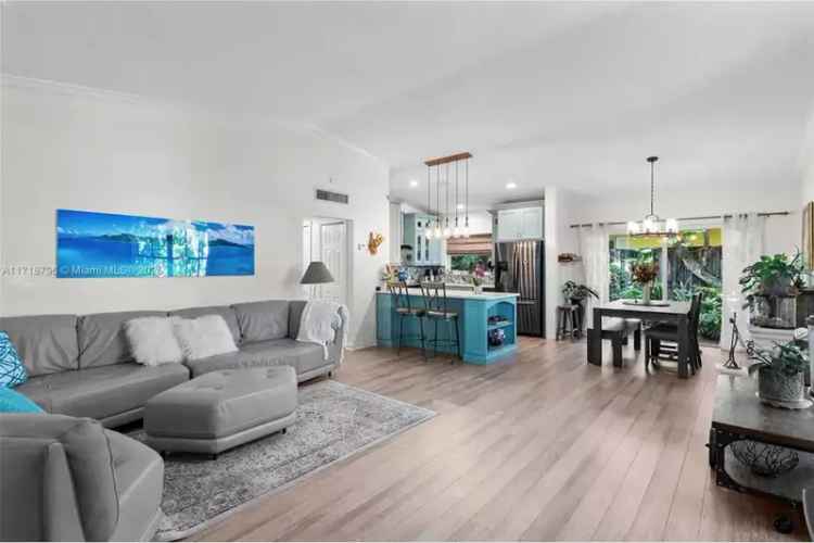 House For Sale , 2900, Whitehead Street, Miami, Florida