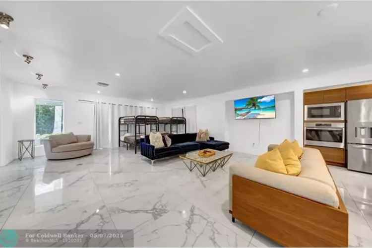 Fully Renovated 3BD35BA Home in Buena Vista Near Design District