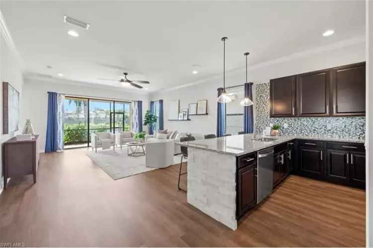 Upgraded Marina Bay Newcastle Model Lakefront Home Resort Amenities