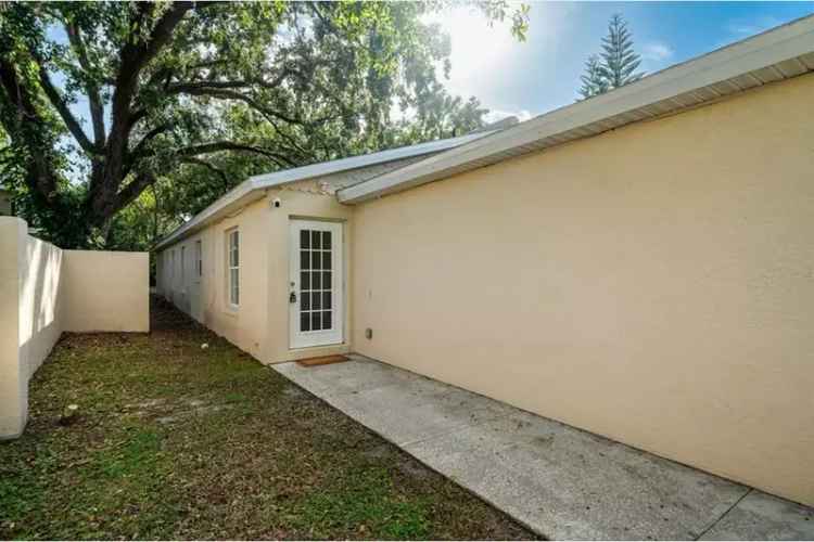 House For Sale , 218, Oglethorpe Place, Orlando, Florida