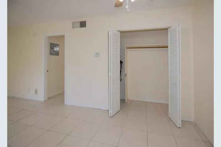 House For Sale , 221, Southeast 3rd Avenue, Boynton Beach, Florida