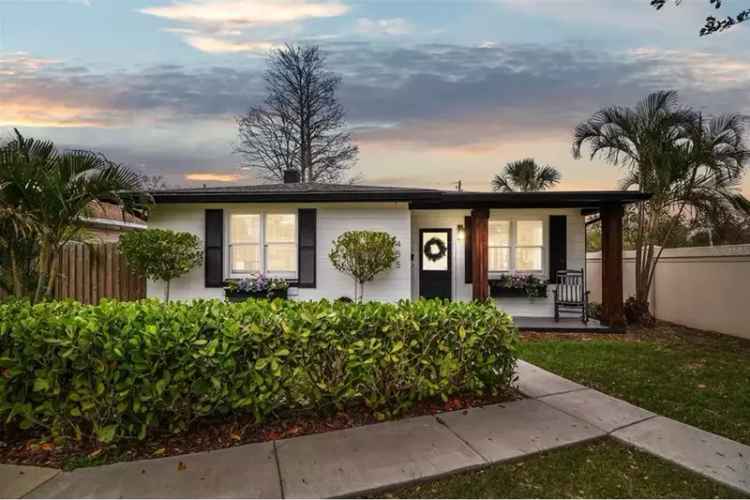 Updated 3 2 Bungalow with Charm and Character Near Downtown St Petersburg