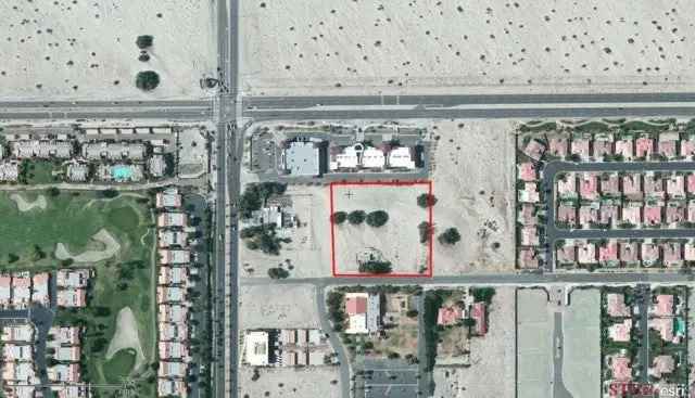 House with Water Gas Sewer IID Electric Available