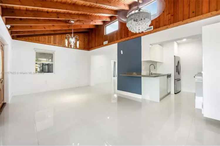 House For Sale , 8533, Crespi Boulevard, Miami Beach, Florida