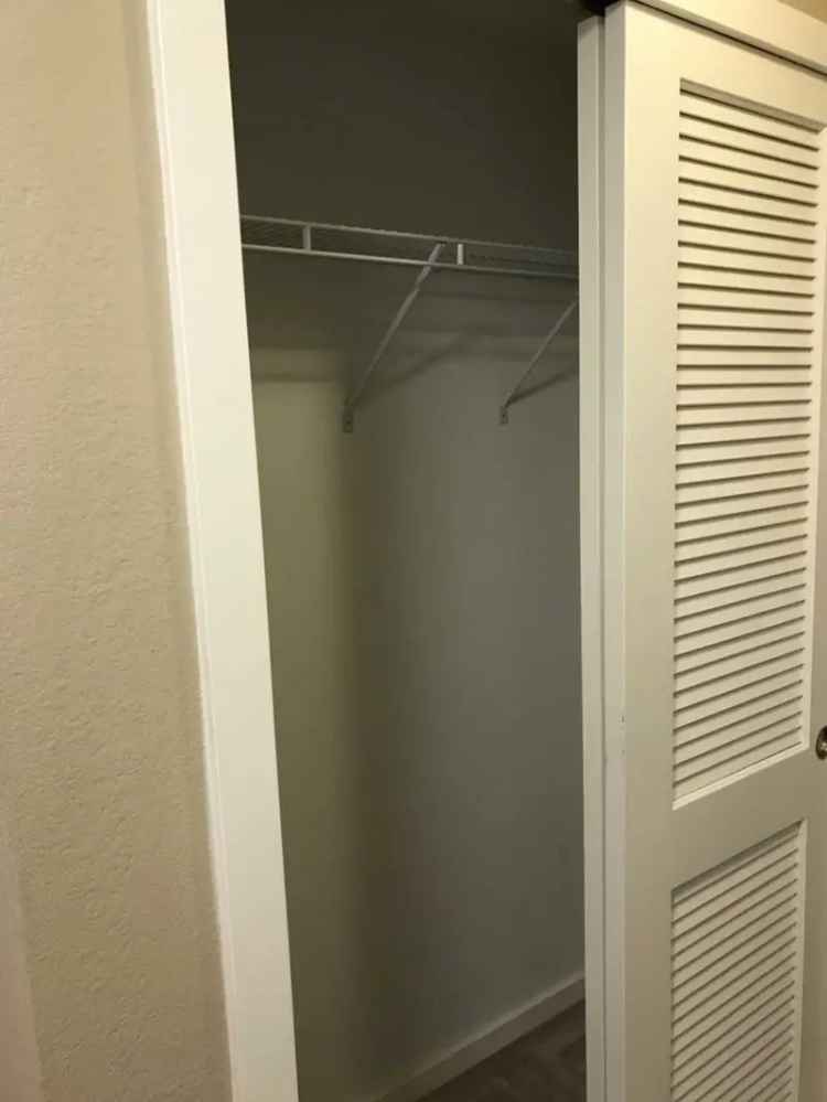 1 Bed 1 Bath Newly Remodeled Apartment Northgate