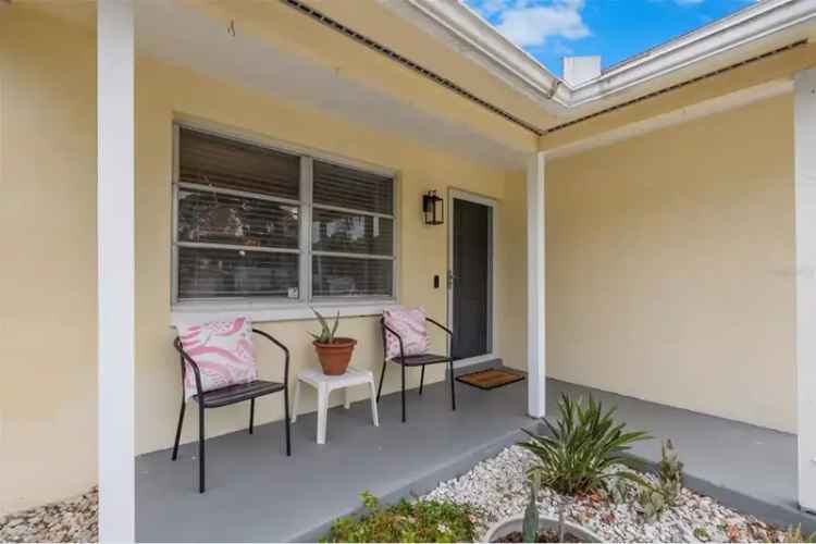 Updated 2BD1BA Mid Century Home Near Beach - Great Rental Income