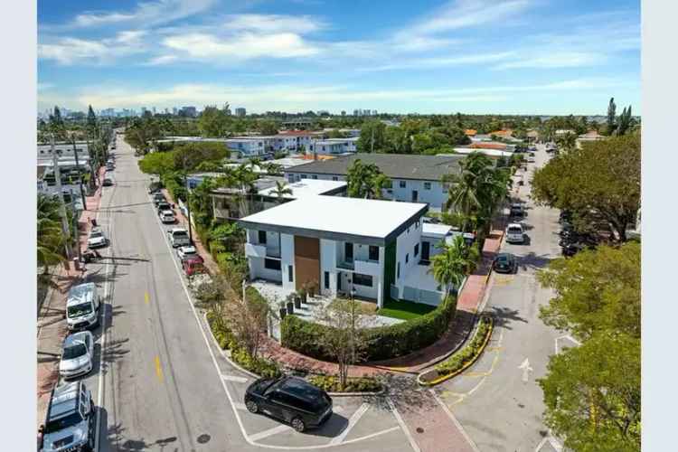 House For Sale , 7996, Crespi Boulevard, Miami Beach, Florida