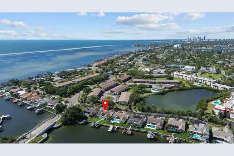 Luxury Waterfront Home in St Pete's Venetian Place