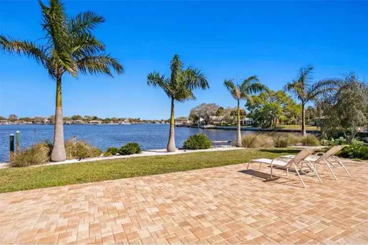 Snell Isle Waterfront Property Renovation or New Build Opportunity