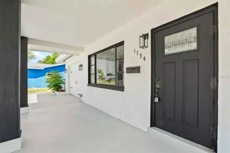 Stunning Renovated 4 Bed 2 Bath Home in Wedgewood Park No HOA