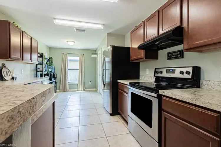 House For Sale , 163, Shadow Lakes Drive, Florida