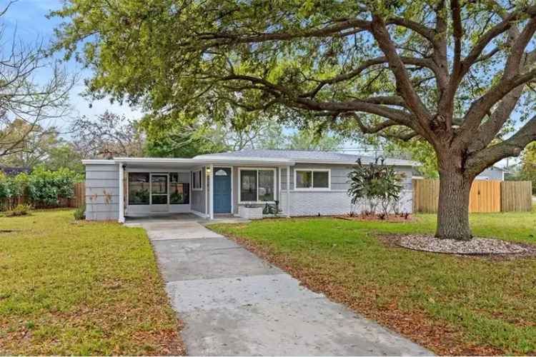 Updated 3-Bedroom Home in St Pete Meadowlawn