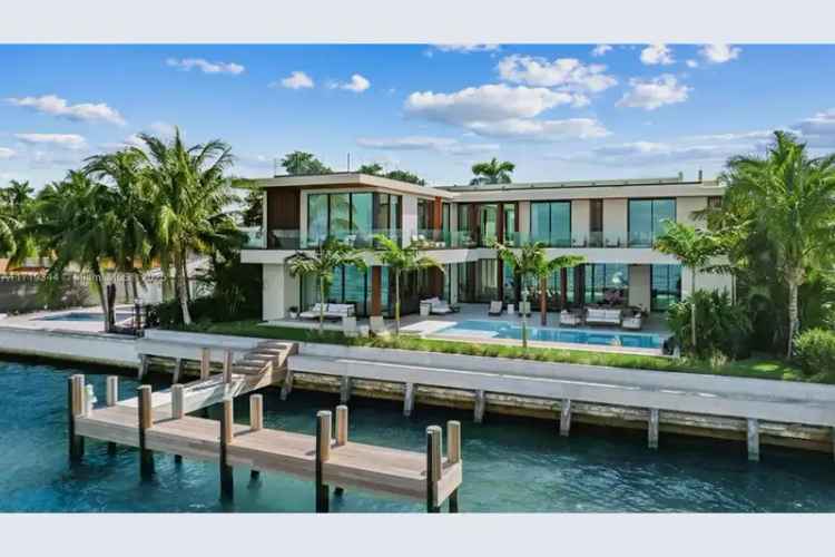House For Sale , 1061, North Venetian Drive, Miami, Florida