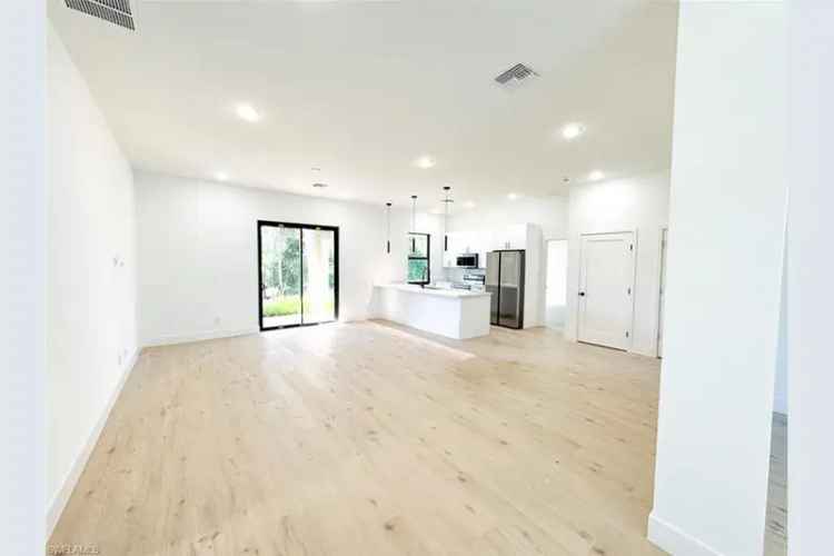 House For Sale , 445, Paddock Street, Lehigh Acres, Florida