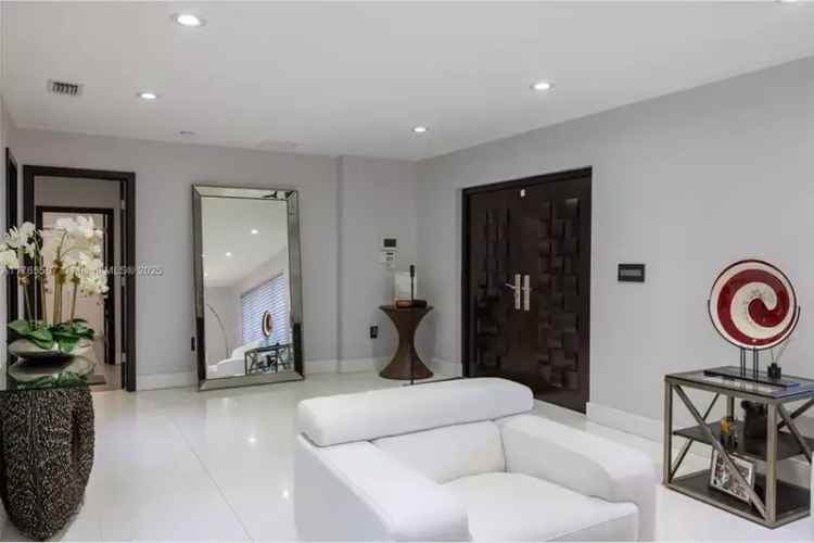 House For Sale , 8363, Southwest 98th Street, Kendall, Florida