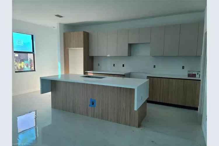 House For Sale , 3601, 28th Street Southwest, Florida