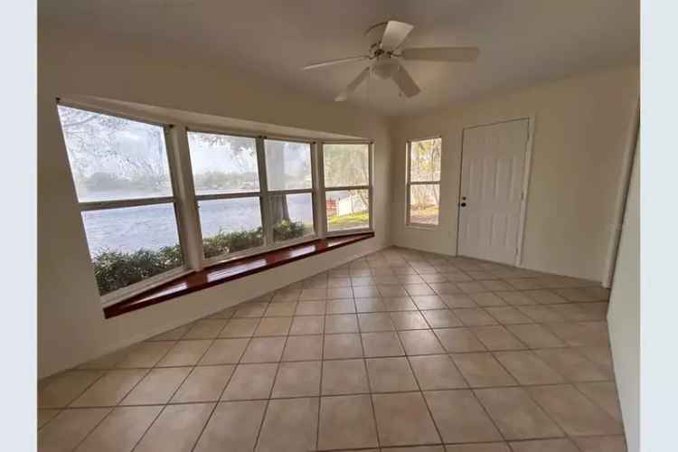 Lake House in Winston Park - 3 Bed, 2 Bath - Stunning Sunset Views