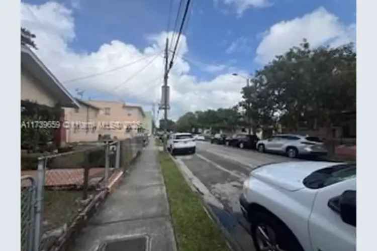 House For Sale , 420, Southwest 13th Avenue, Miami, Florida
