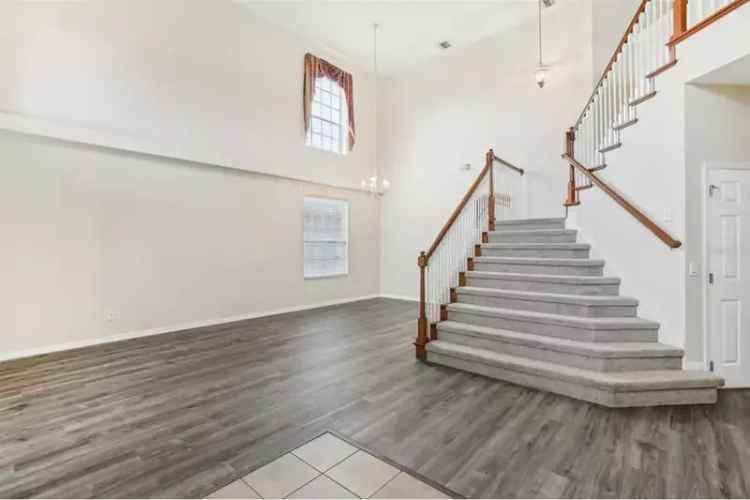 House For Sale , 6526, Lake Pembroke Place, Orlando, Florida