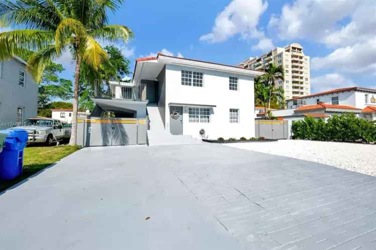 Duplex Investment Property Near Gables Plaza and Miracle Mile