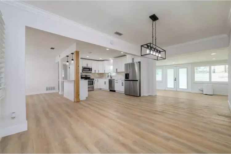 Stunning Renovated 3 Bed 3 Bath Pool Home with Guest House