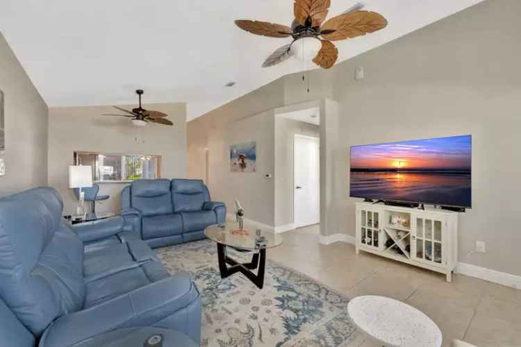 Renovated Kings Isles Villa - New Kitchen, Bathrooms & More!