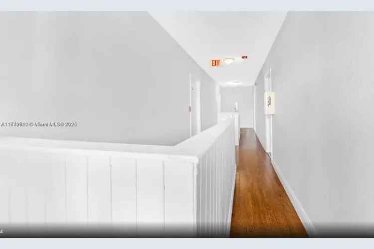 House For Sale , 121, Northeast 55th Street, Miami, Florida