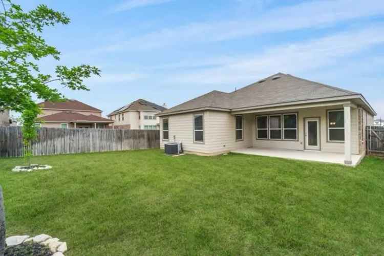 3 Bed 2 Bath Home in Canyon Crest Subdivision