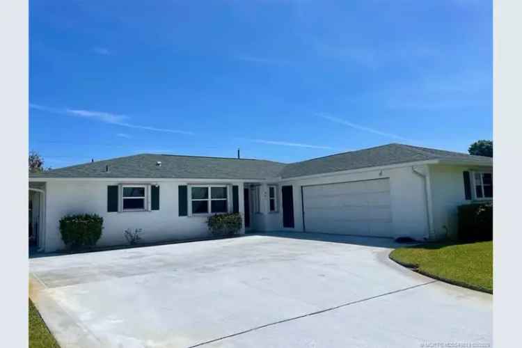 House For Sale , 441, Southwest Curry Street, Port Saint Lucie, Florida