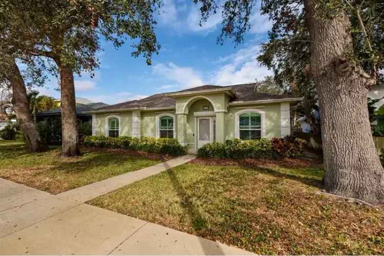 Incredible Home in Northeast St Petersburg