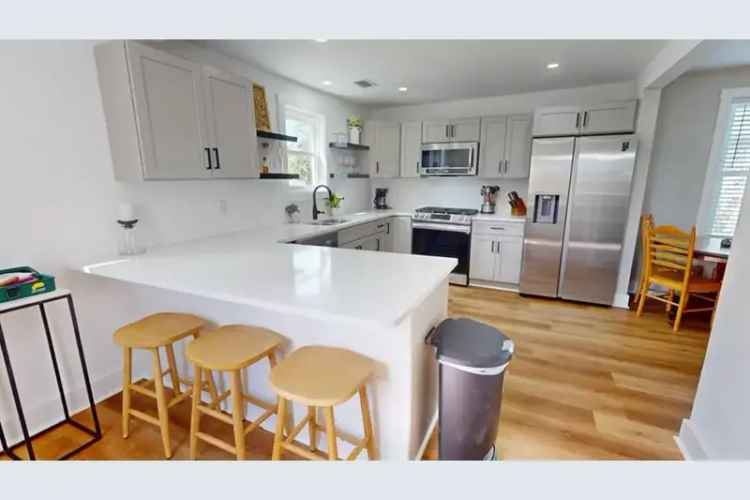 Coastal Cottage near St Joe Bay 3 Bed 2 Bath