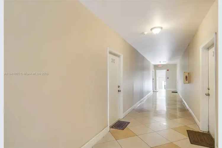 House For Sale , 440, Southwest 5th Avenue, Miami, Florida