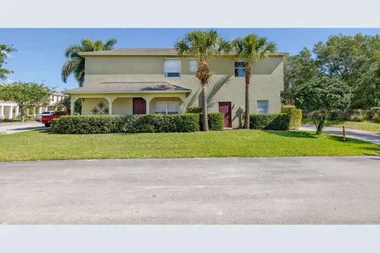 Charming 3-Bedroom Home Near Beaches and Amenities