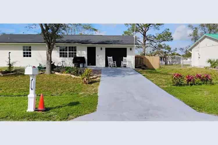 House For Sale , 1562, Southwest Curry Street, Port Saint Lucie, Florida
