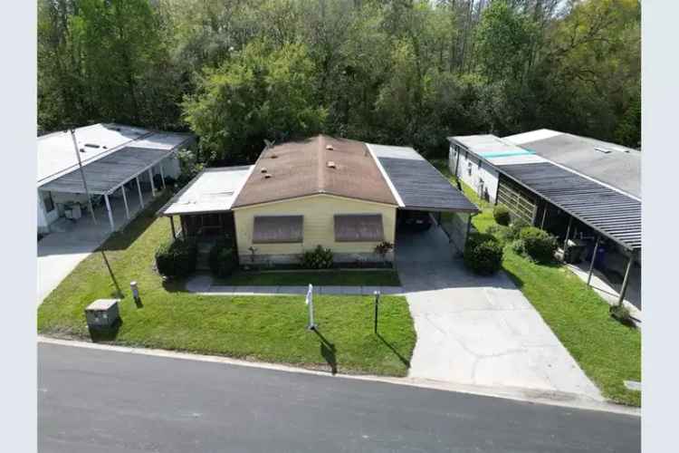 Wonderful Manufactured Home in Teka Village Florida