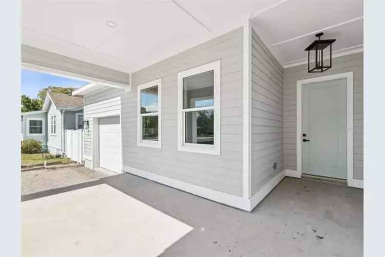 Stunning New Construction Home in St Petersburg 4 Beds 25 Baths