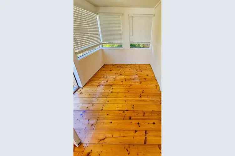 2 Bedroom 1 Bath Bungalow in St Pete Innovation District
