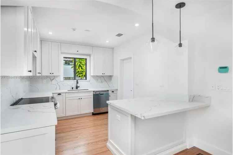 House For Sale , 890, Northeast 72nd Terrace, Miami, Florida