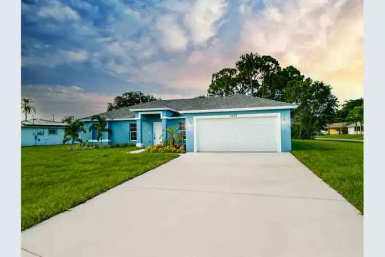 House For Sale , 637, Northwest Bayshore Boulevard, Port Saint Lucie, Florida
