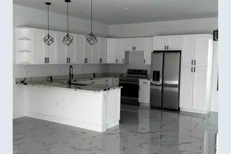 House For Sale , 3514, 25th Street Southwest, Florida
