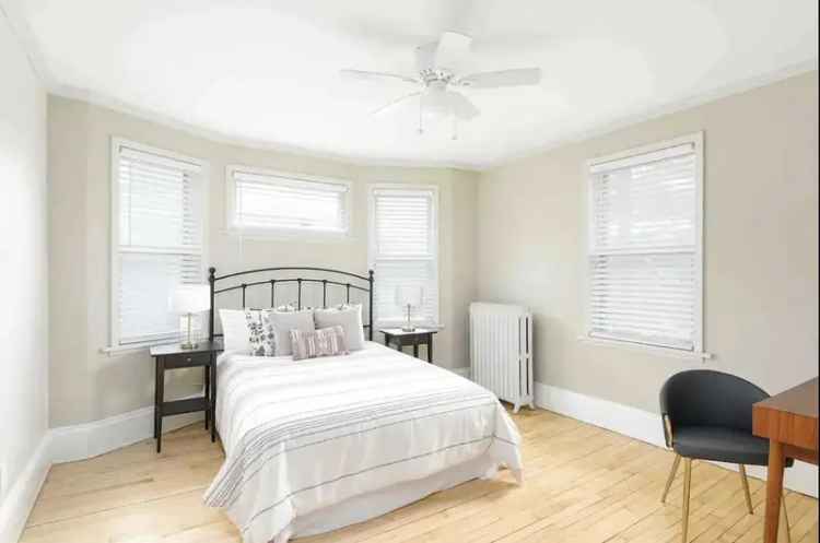 4 Bed 3 Bath Home near University of St Thomas