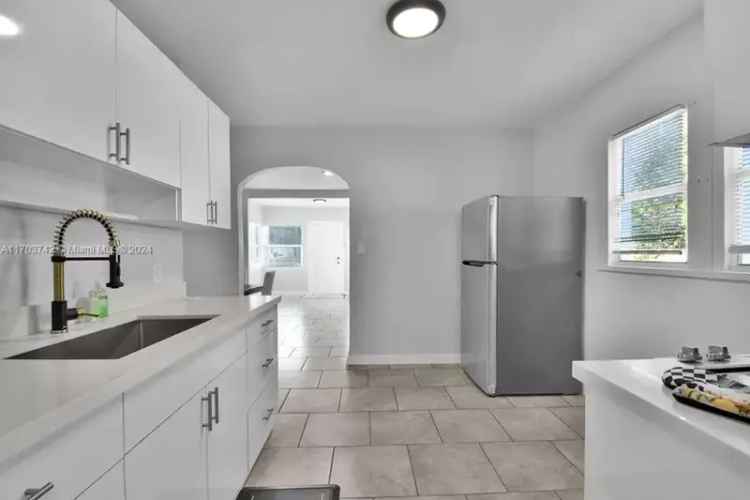 Renovated 2-Bed Home in Buena Vista Spacious Lot Modern Comforts