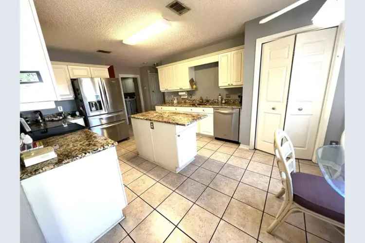 House For Sale , 1937, Jessica Way, Navarre, Florida