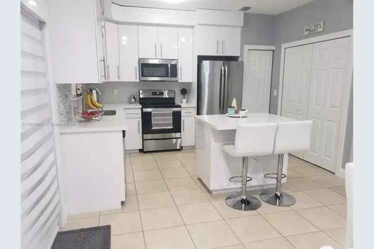 House For Sale , 1532, Southeast 31st Court, Homestead, Florida