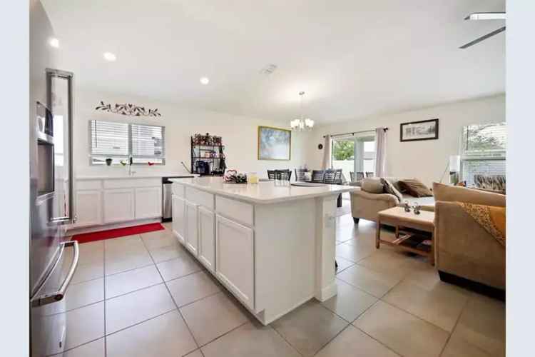4 Bedroom 2 Bath Home in Saint Cloud, FL